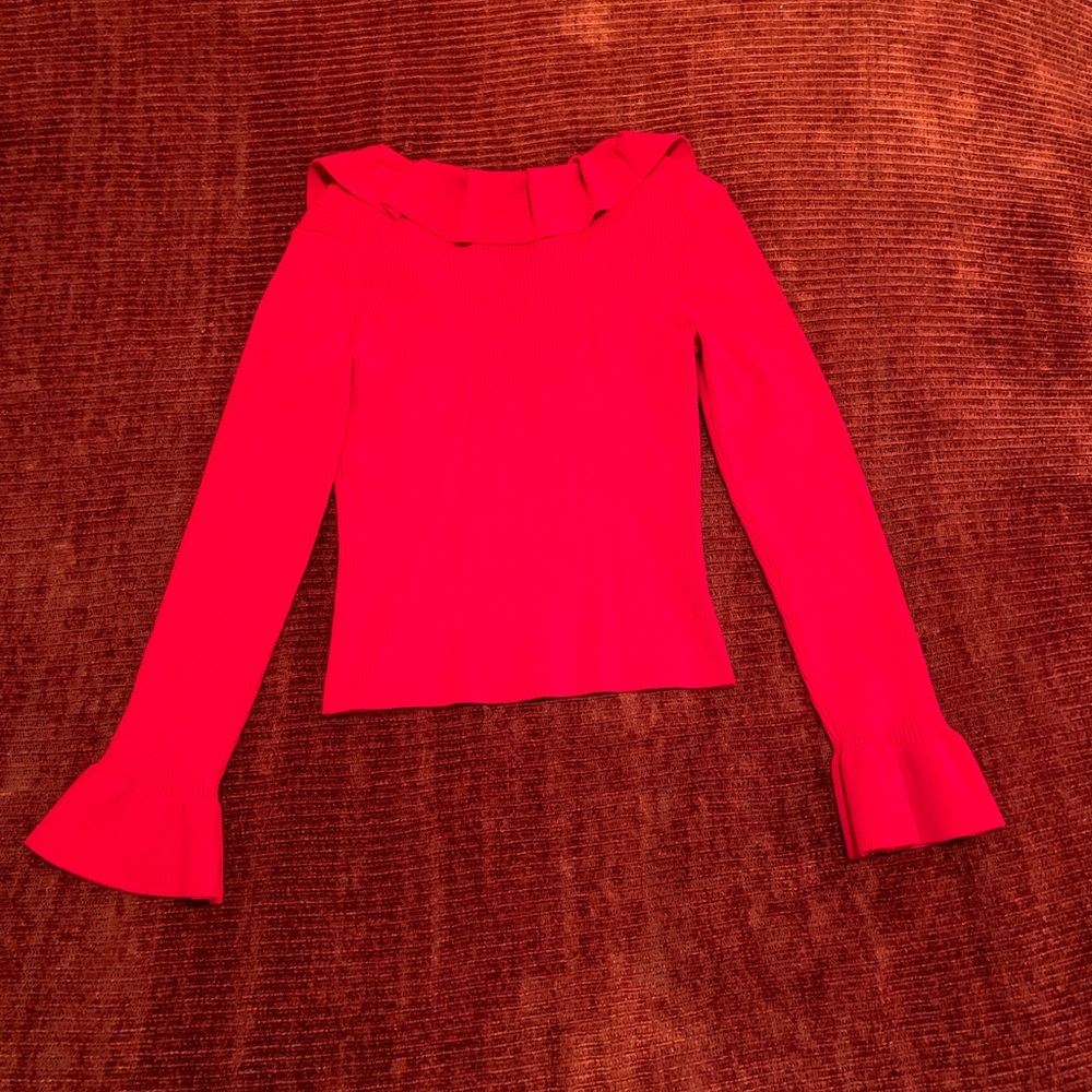 Red Long-Sleeve Ruffled Crop Top (Ribbed) - Picture 12 of 14